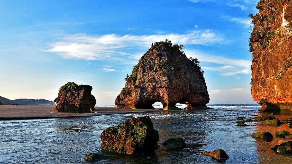 7 Sumba Hidden Gems and Unforgettable Places Worth Adding to Your Itinerary